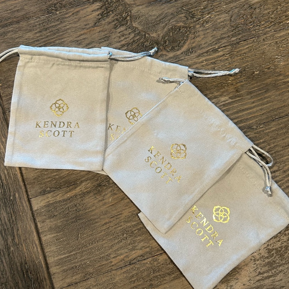 4 Kendra Scott Dust Bags